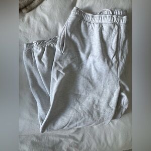 Aritzia Mega Fit Sweatfleece Sweatpants in Light Gray XL
